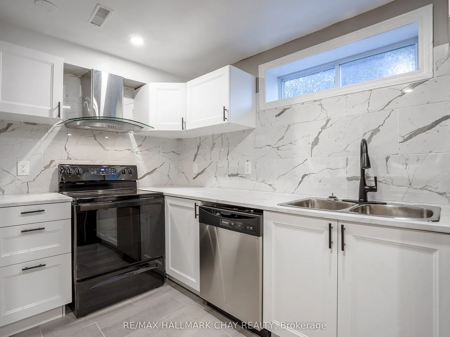 2 bed, $1,850 — Photo 3
