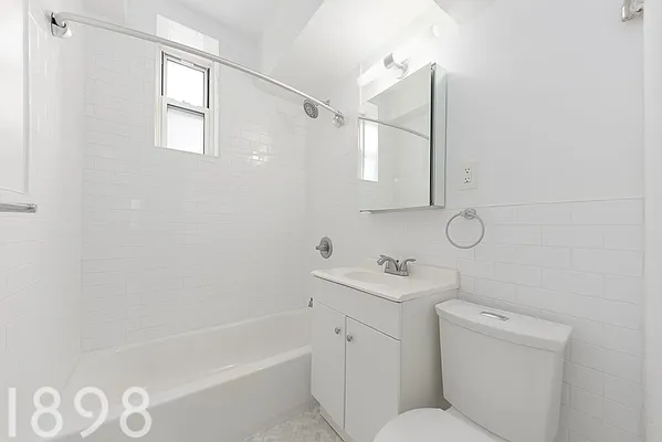 Rented by A&E Real Estate Management | media 10