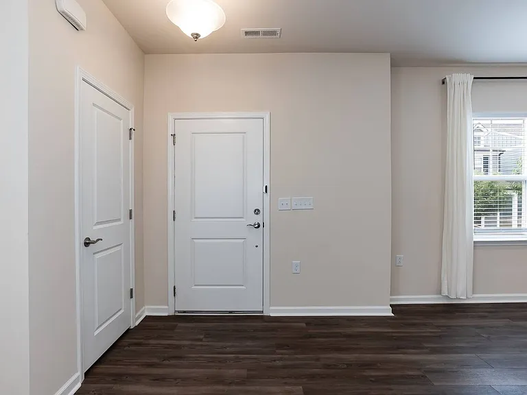 5717 Volos Ave — Photo 7