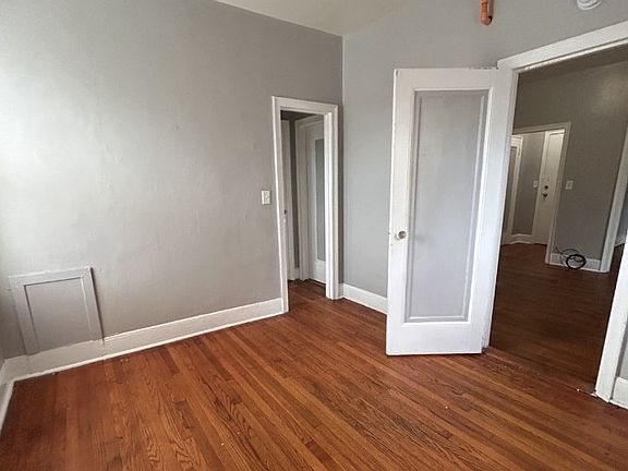 4th image of 49 Prospect St #124