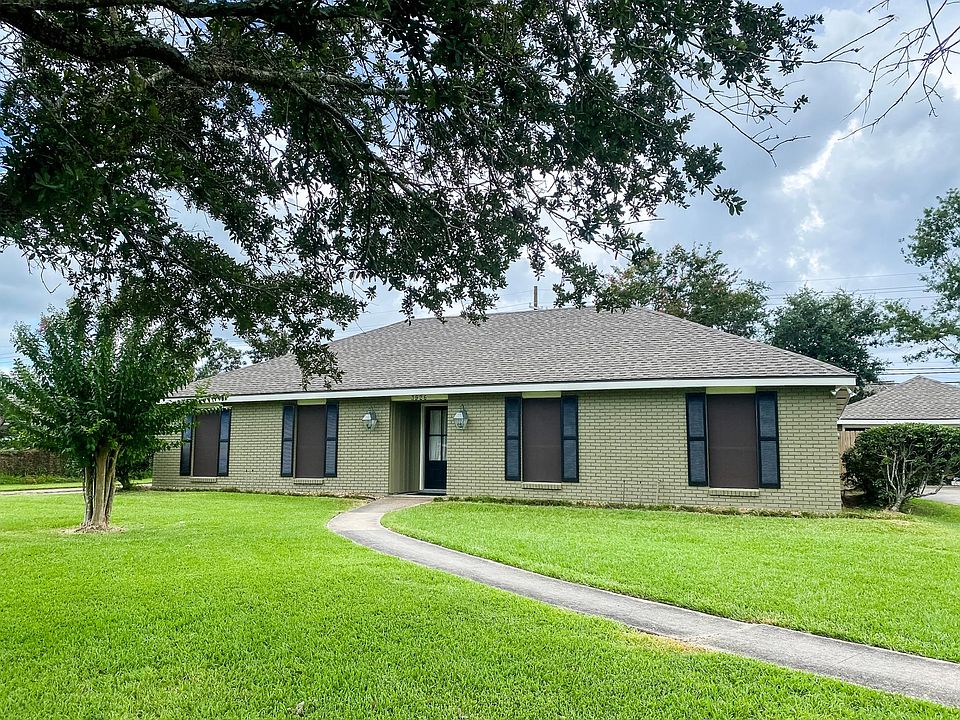 1st image of 3926 Bayouwood Ct