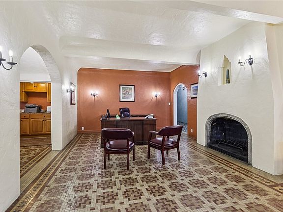 5th image of 2625 Wilmington Rd