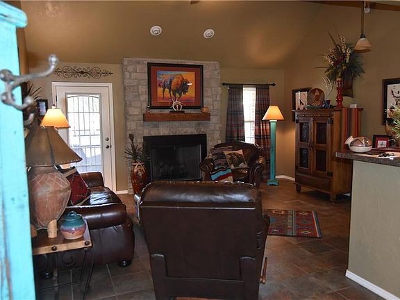 2nd image of 332 Beth Ln
