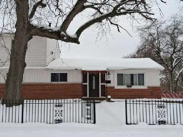 14045 S Claire Blvd, Robbins, IL 60472