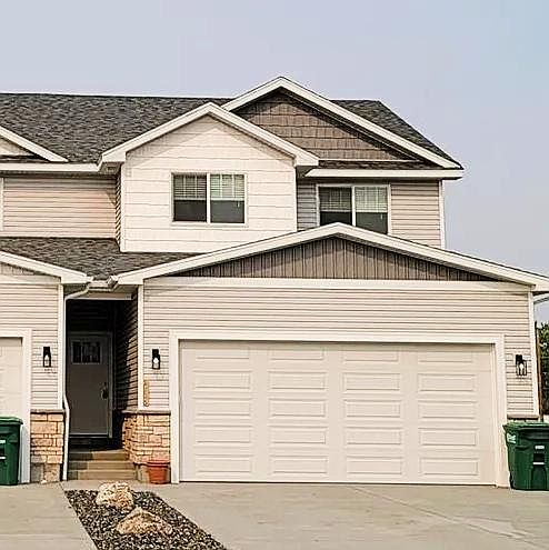 1st image of 10649 N 36th St E