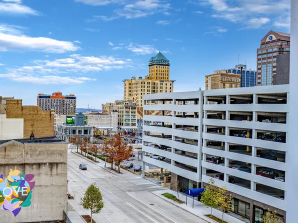 The Flats on Jefferson