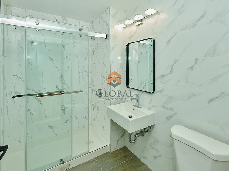 2039 Westchester Ave #503 — Photo 12