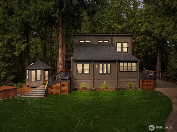 14490 Wiley Lane SE, Olalla, WA 98359
