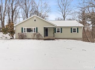 9 Seymour Rd, East Granby, CT 06026