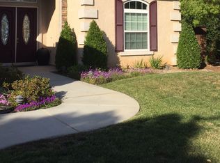117 W Polson Ave, Clovis, CA 93612