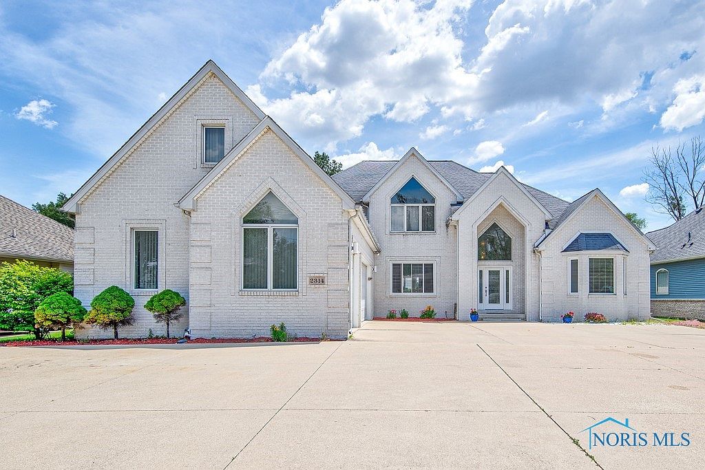 2314 Shoreland Ave, Toledo, OH 43611 Zillow