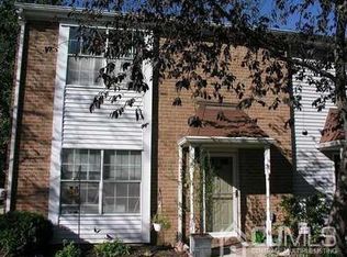 183 Applegate Ln, East Brunswick, NJ 08816