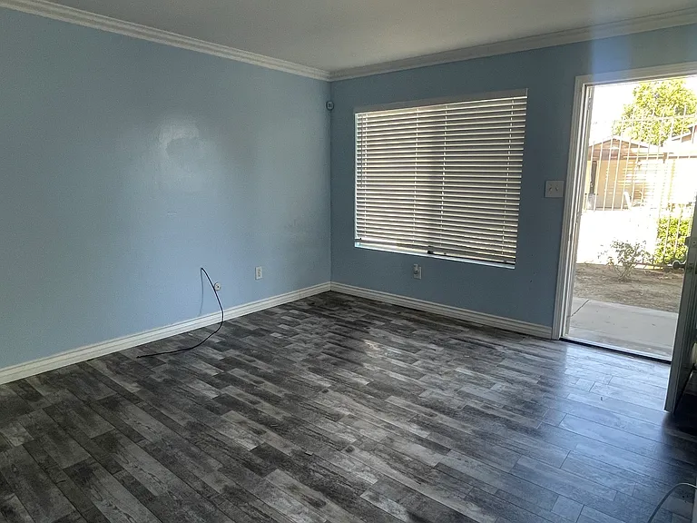 4800 Treanna Ave #6B — Photo 5