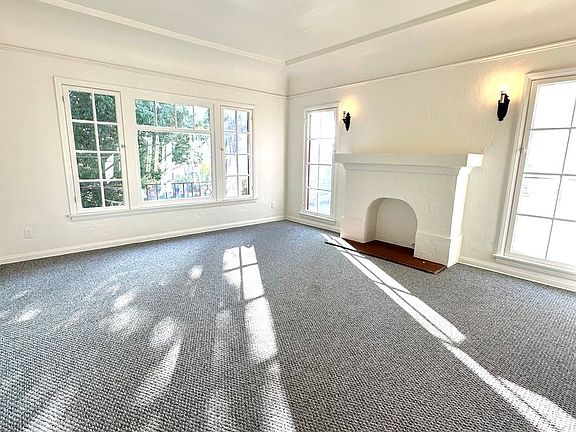 4th image of 2265-2271 N Chestnut Ave #2267