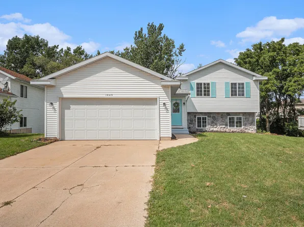 1849 Crosswinds Ct SE, Kentwood, MI 49508