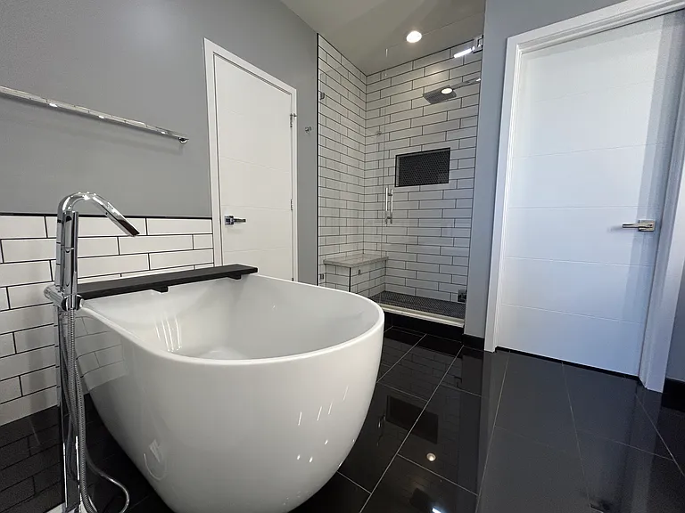2315 E Pinchot Ave #115 — Photo 40