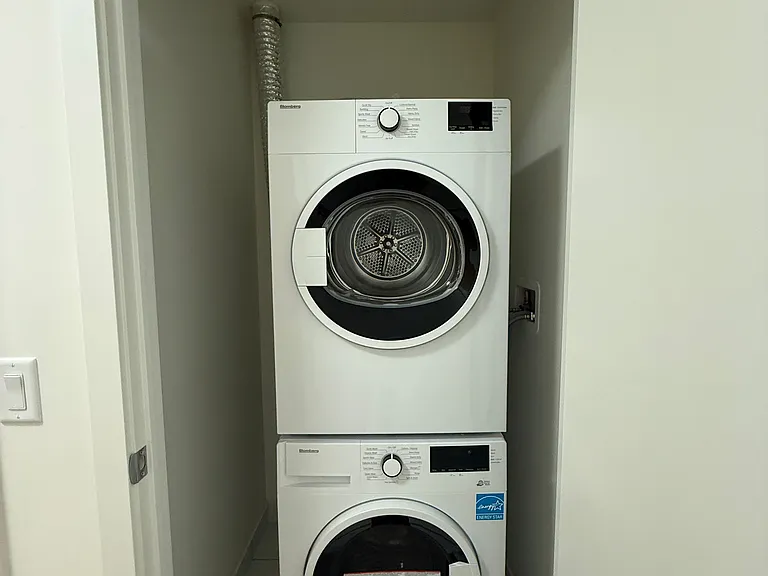 89 Church St #807 — Photo 10