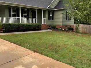 109 Wonderberry Ct, Boiling Springs, SC 29316