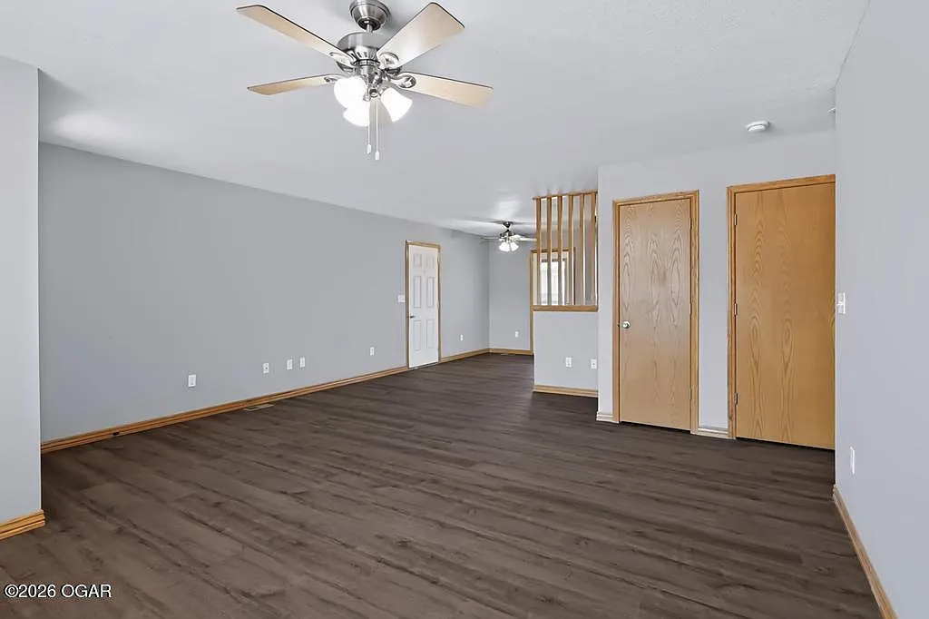 3 bed, 2.0 bath, 1060 sqft, $1,450 — Photo 4