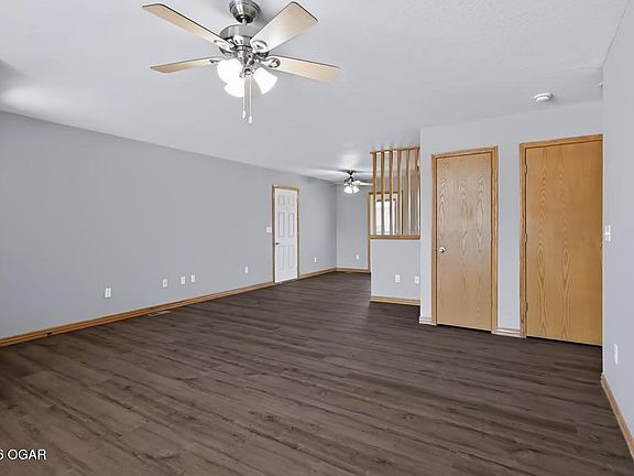 4th image of 1903 Chris Ln