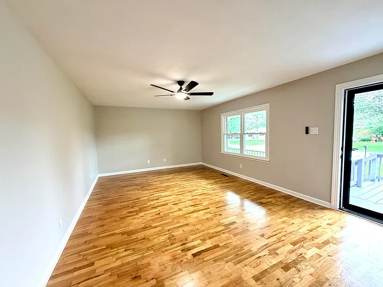 3420 Candy Dr — Photo 2