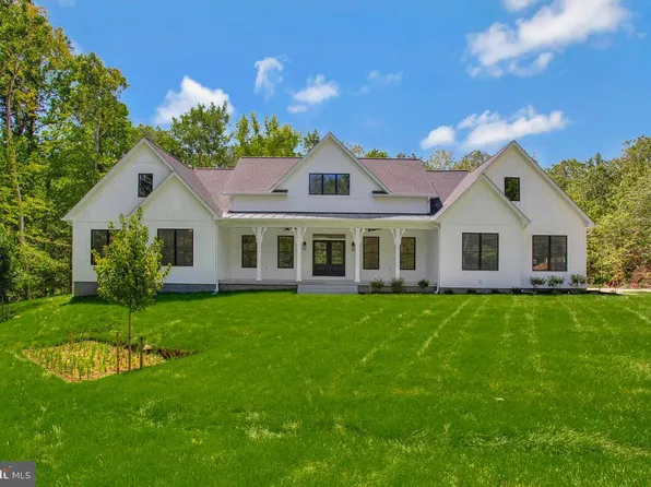 4661 Leaning Pine Pl, La Plata, MD 20646