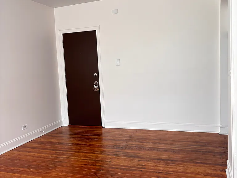 10 S Mason Ave — Photo 16