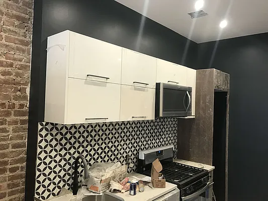 Rented by Nooklyn NYC LLC | media 115