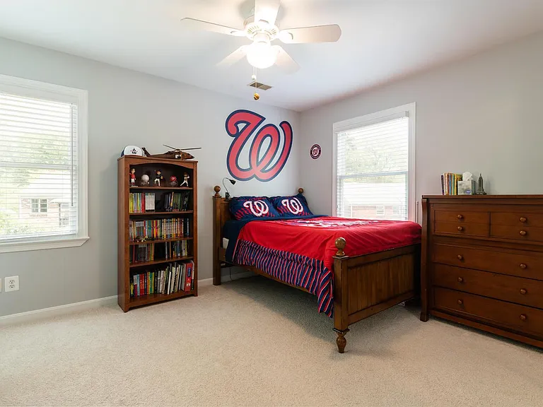 7322 Ronald St — Photo 23