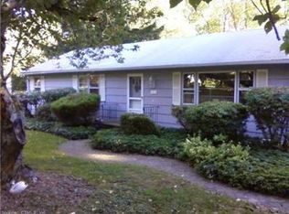 266 Petrose Cir, Orange, CT 06477