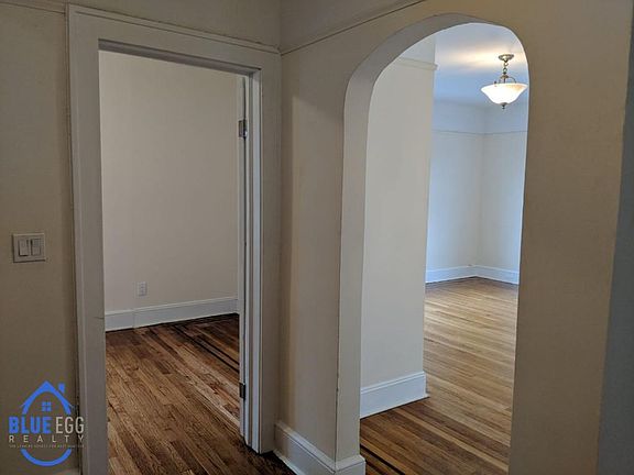 3rd image of 3930 214th Pl APT 8B