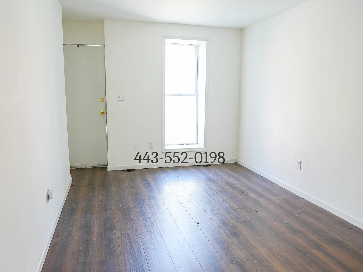 2120 Division St — Photo 4