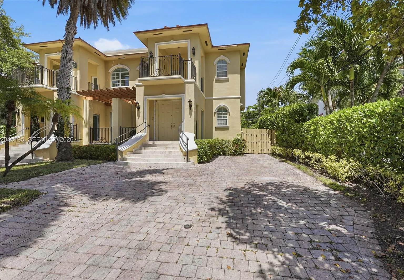 Tropical Isle Homes Sub P — Photo 1