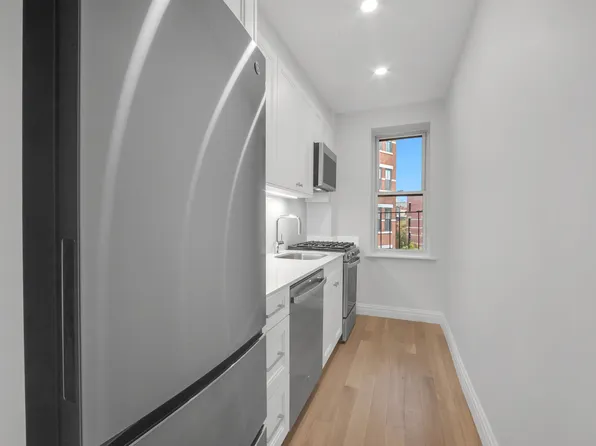 780 Greenwich Street image 5 of 8