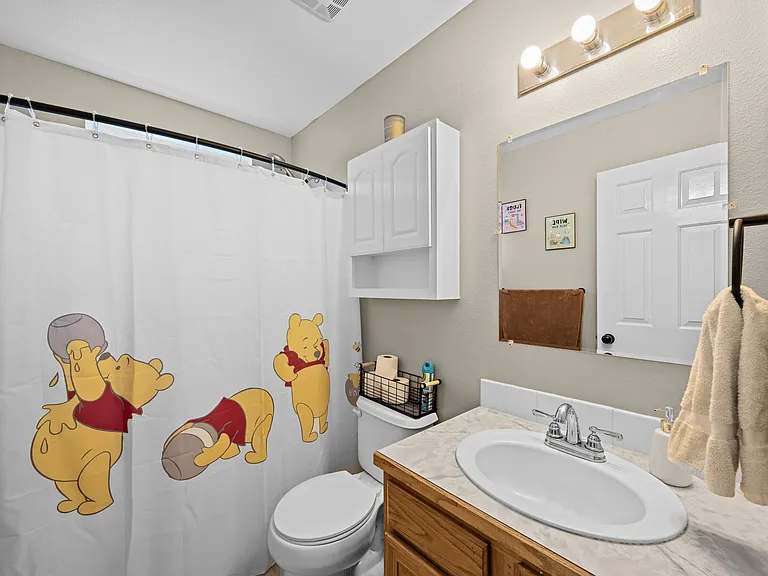 712 W White Fang St — Photo 14