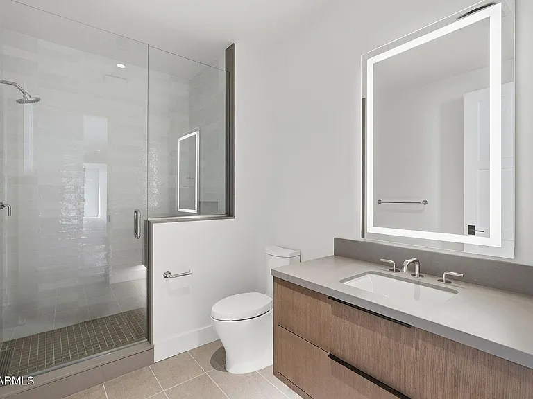 4849 N Camelback Ridge Dr #B302 — Photo 38