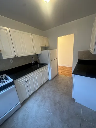 913 McLean Ave #F1 Photo 1