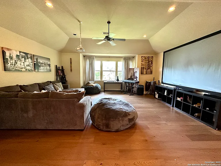 24842 Fairway Spgs — Photo 17