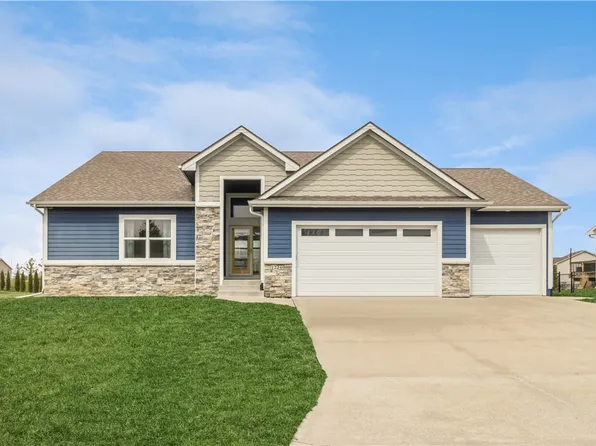 12249 NW 111th Ave, Granger, IA 50109