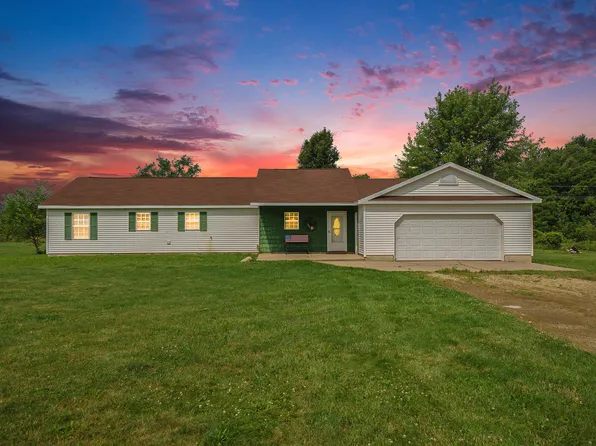 3436 Tannery Creek Dr, Allegan, MI 49010