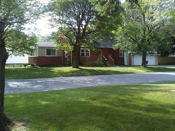Look at this spacious home!