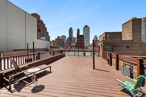 Rented by Brown Harris Stevens | media 10