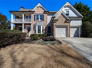 690 Big Bend Trl, Sugar Hill, GA 30518