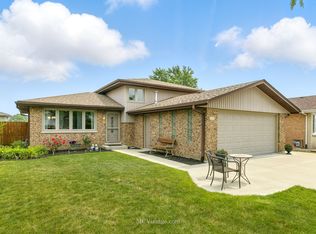 16821 89th Ave, Orland Hills, IL 60487