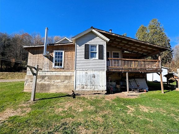 3rd image of 3829 Fords Brook Rd