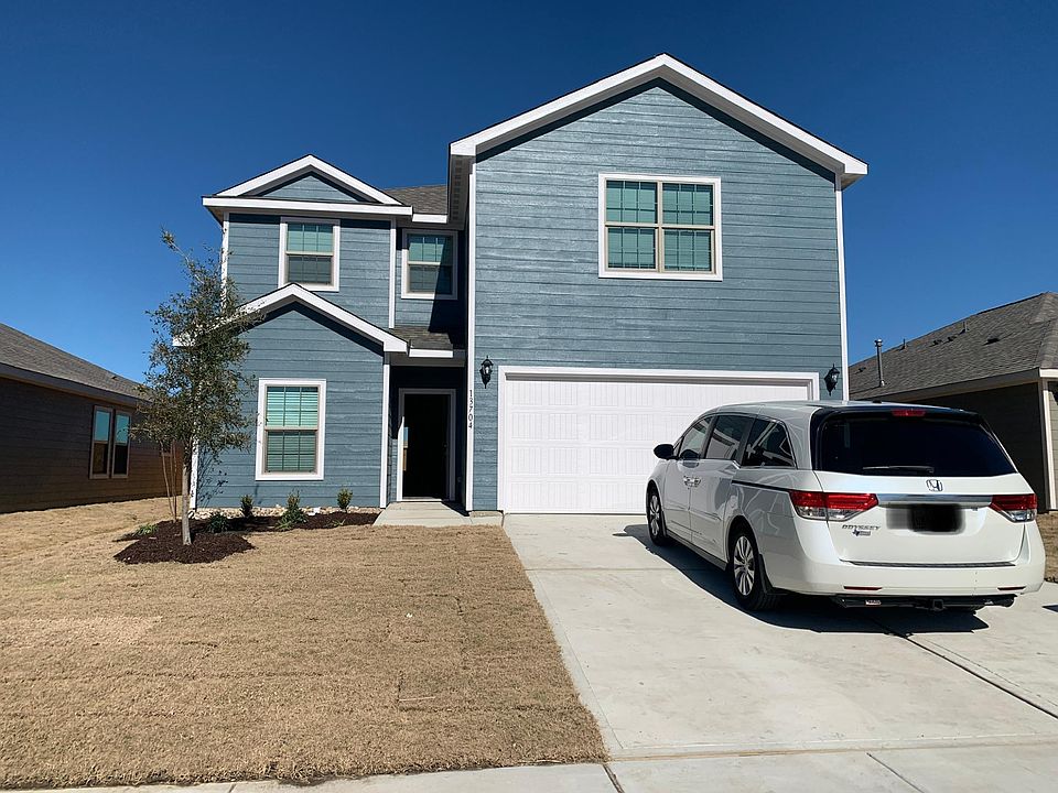 Lovely 5 bedroom House, 2502 sq. ft. 2021 New Construction.