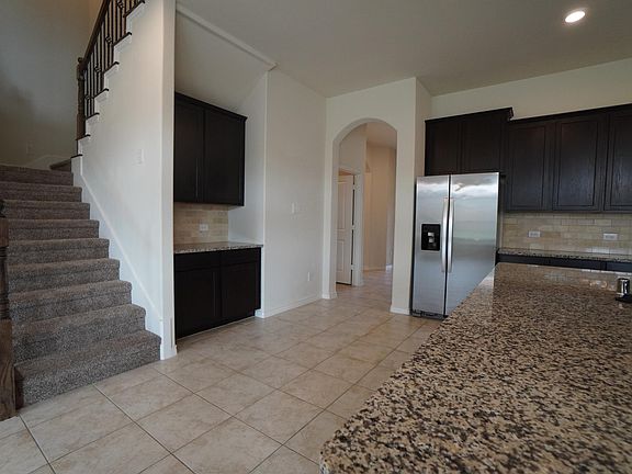 5th image of 5835 Melville Ln