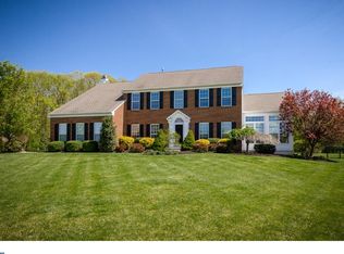 112 Revere Dr, Mullica Hill, NJ 08062