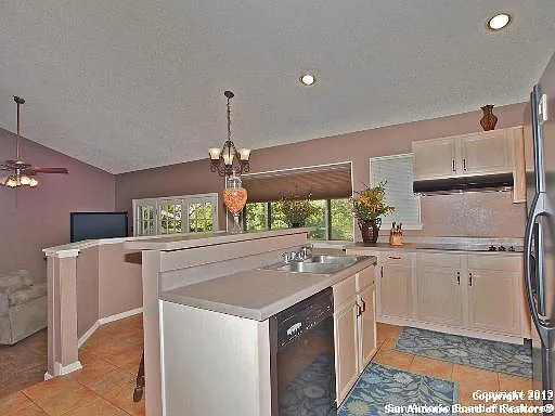 13806 Hunters Hawk St — Photo 5