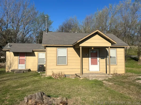 416 N Franklin Ave W, Sand Springs, OK 74063